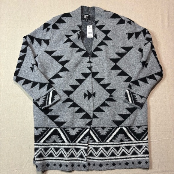 NWT Frye Cozy Open Front Yarn Jacquard Southwestern Patterned Cardigan Sz 2XL - Picture 1 of 6